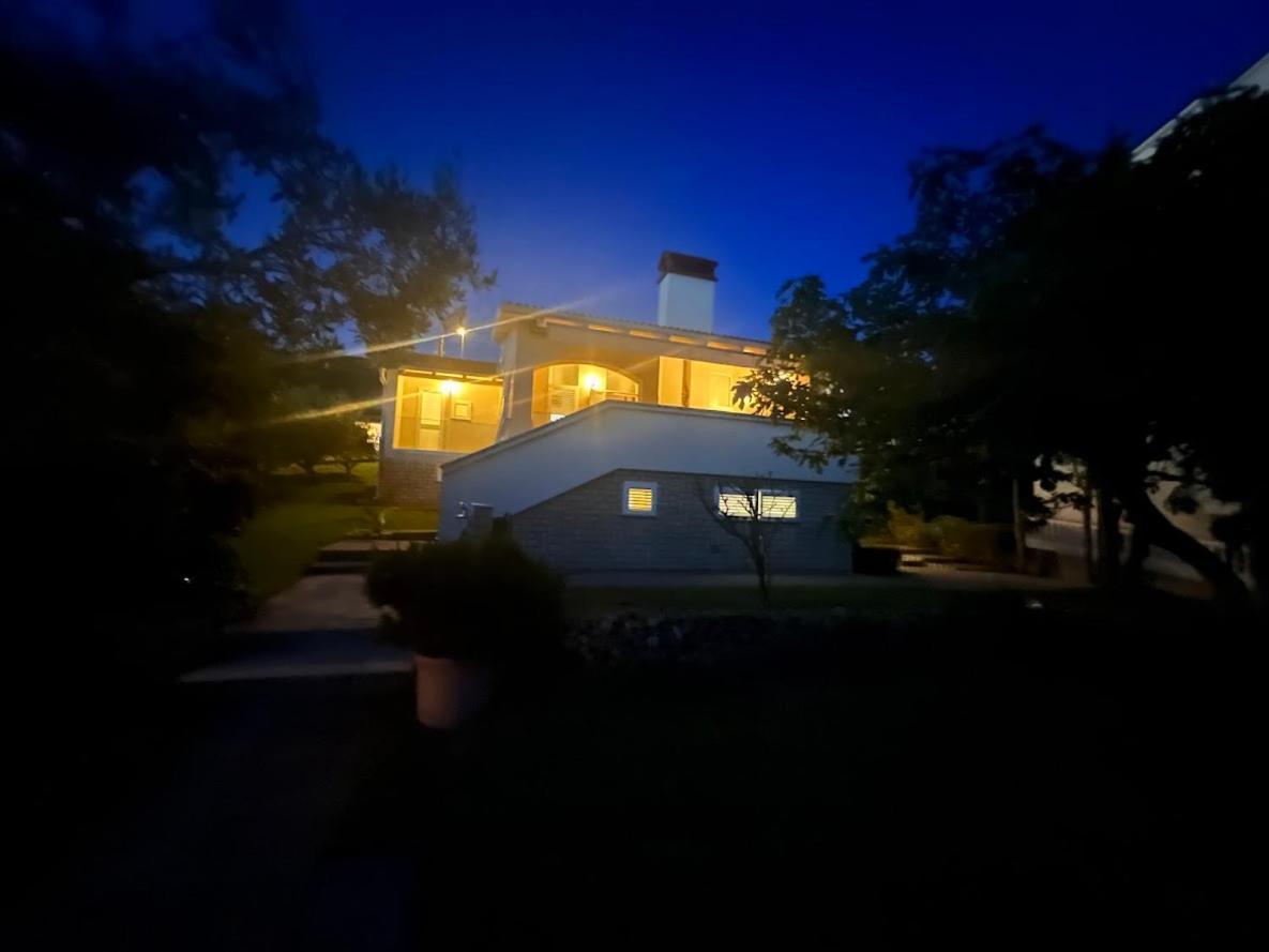 Vacation Family House On The Beach Stara Novalja Exterior foto