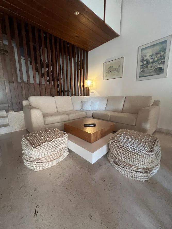 Vacation Family House On The Beach Stara Novalja Exterior foto